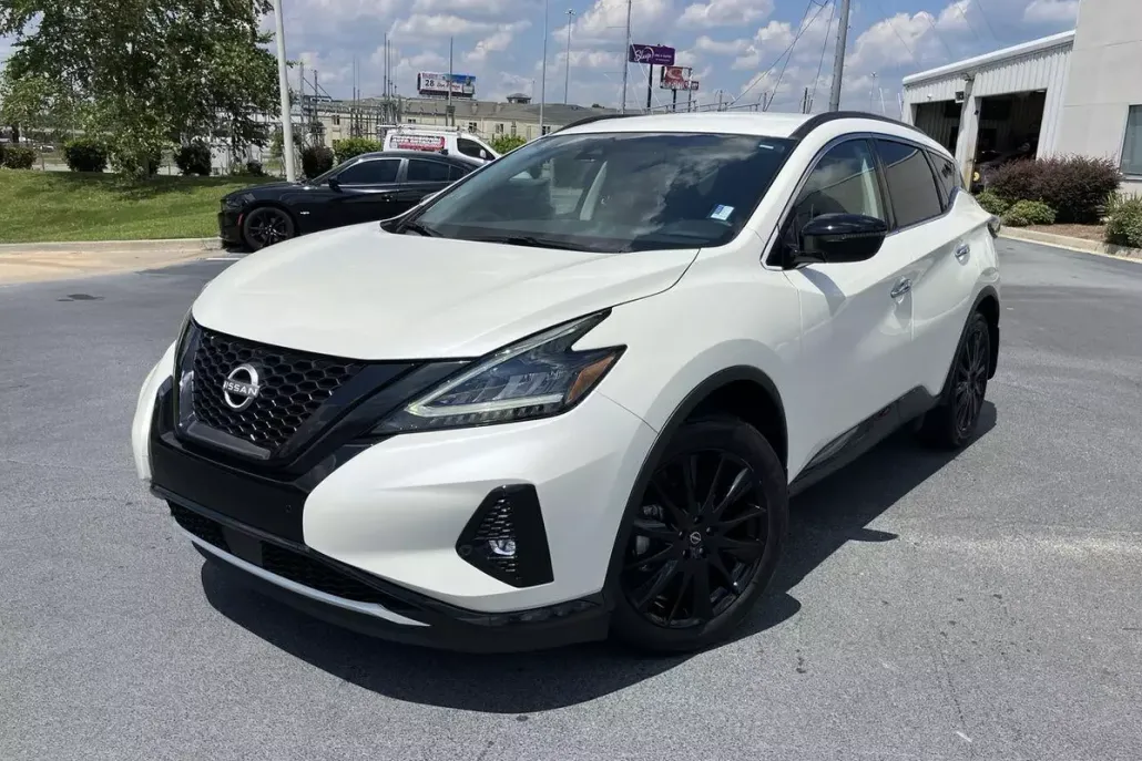 2023 Nissan Murano SV photo 1