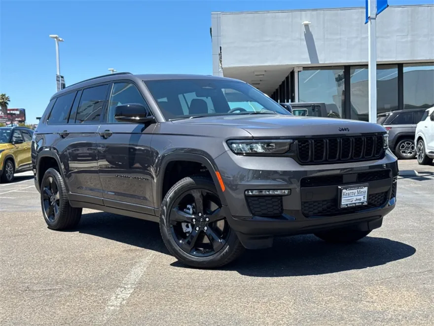 2025 Jeep Grand Cherokee Limited photo 1