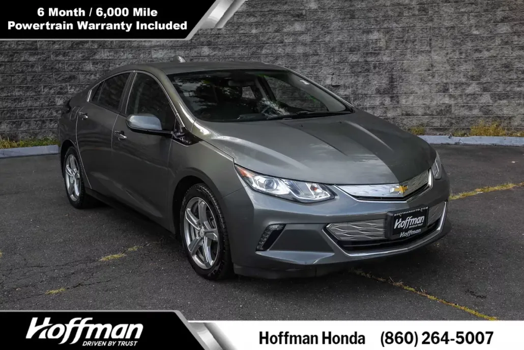 2016 Chevrolet Volt LT photo 1
