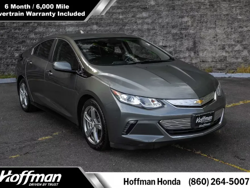 2016 Chevrolet Volt LT photo 1
