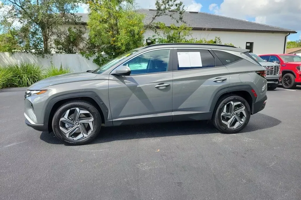 2024 Hyundai Tucson SEL photo 1