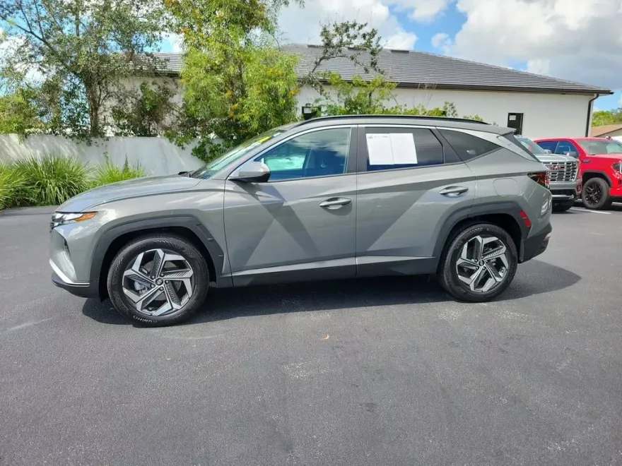 2024 Hyundai Tucson SEL photo 1