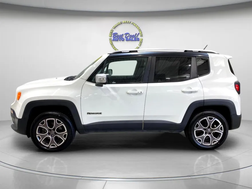 2017 Jeep Renegade Latitude North Edition photo 1