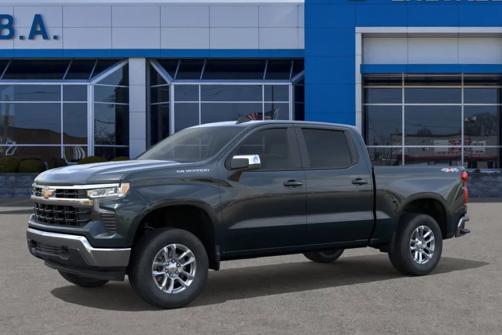 2026 Chevrolet Silverado LT photo 1