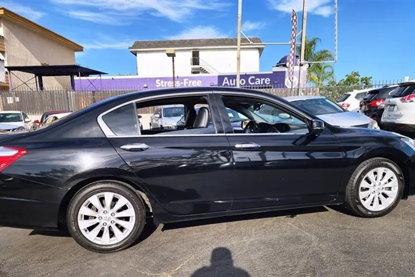 2015 Honda Accord EX-L V6 photo 1