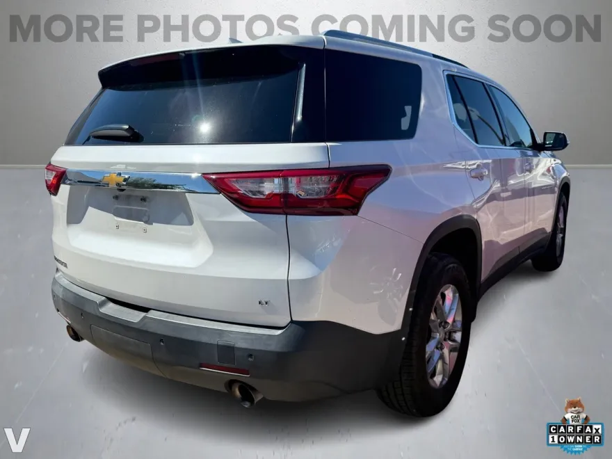 2018 Chevrolet Traverse Cloth photo 1
