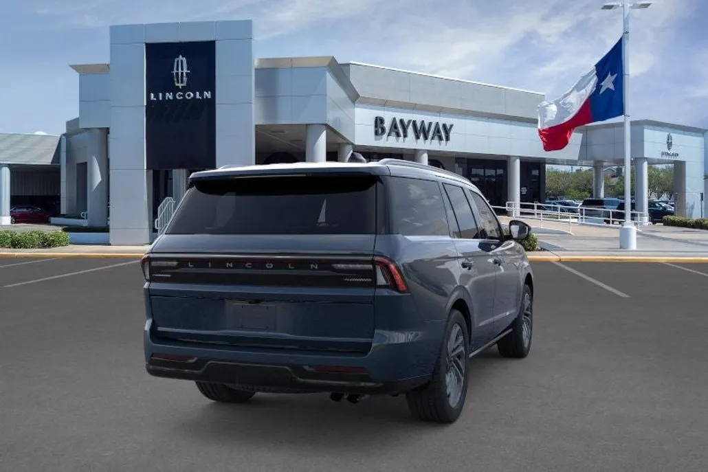 2025 Lincoln Navigator Reserve photo 1