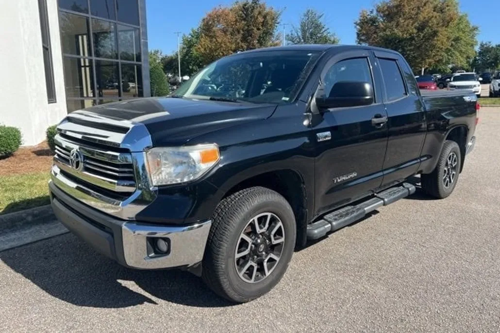 2017 Toyota Tundra TRD Pro photo 1
