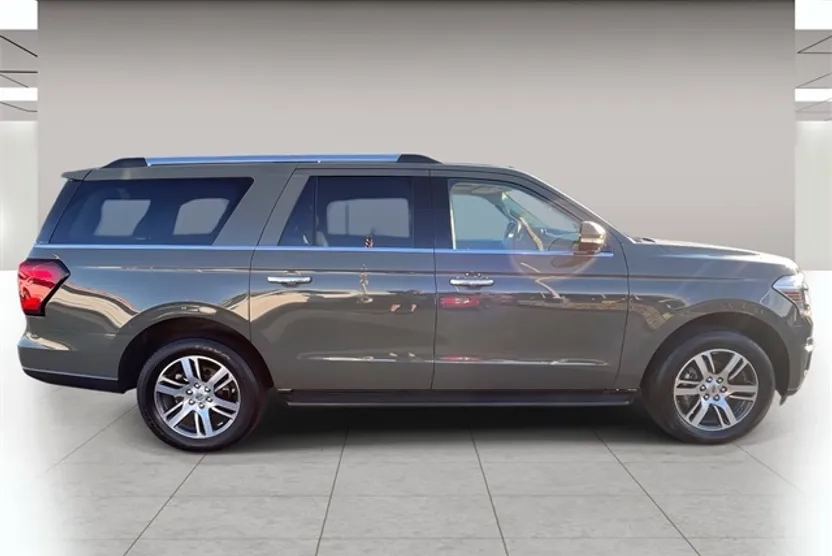2024 Ford Expedition MAX Limited photo 1