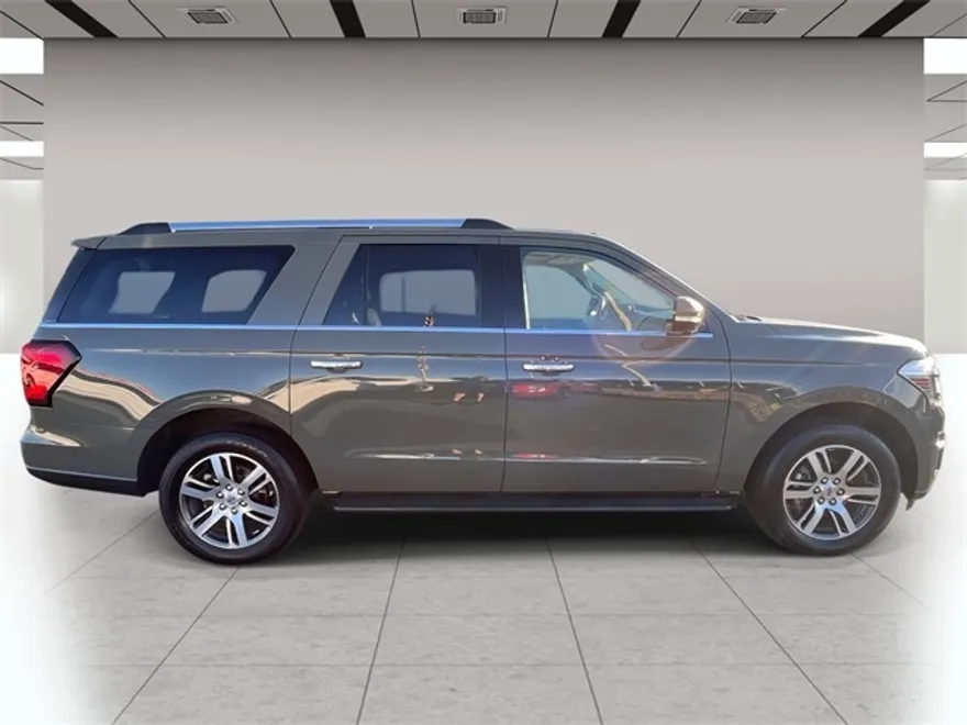 2024 Ford Expedition MAX Limited photo 1