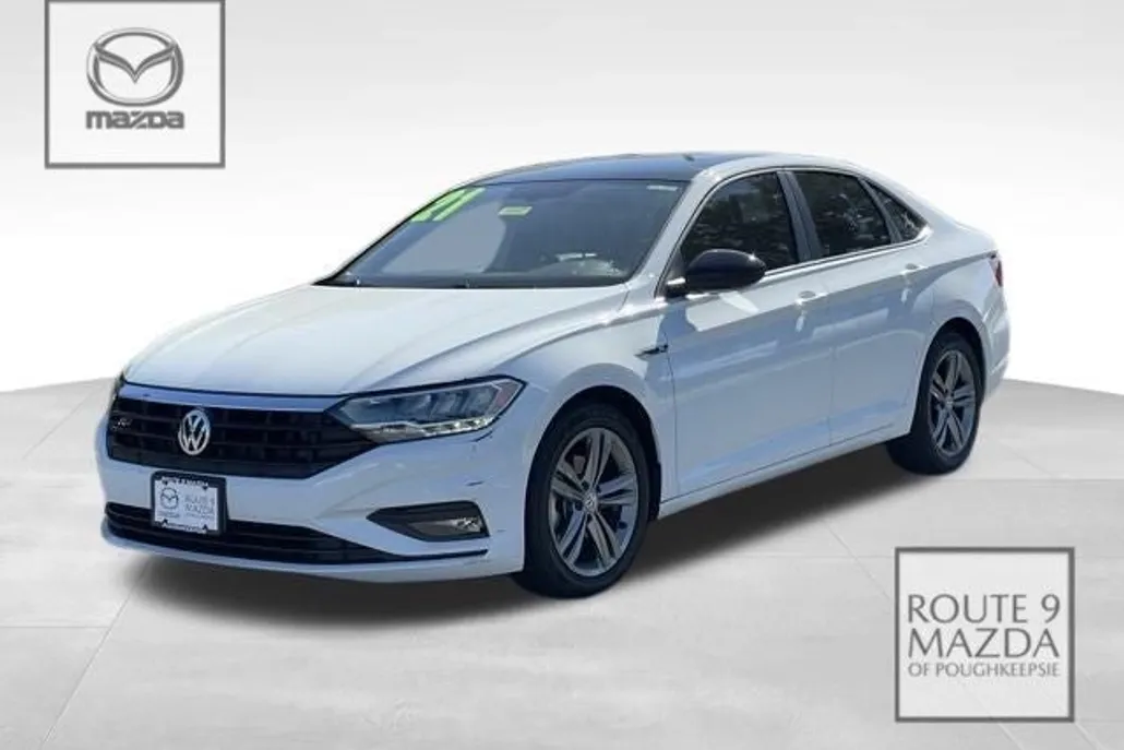2021 Volkswagen Jetta R-Line photo 1