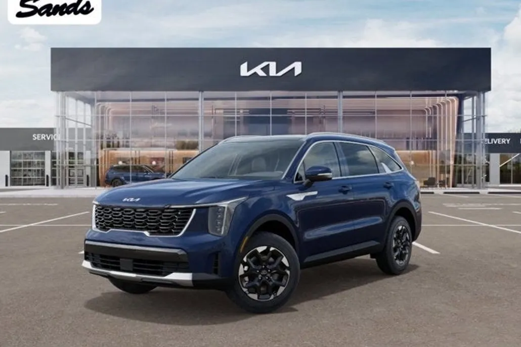 2025 Kia Sorento S photo 1