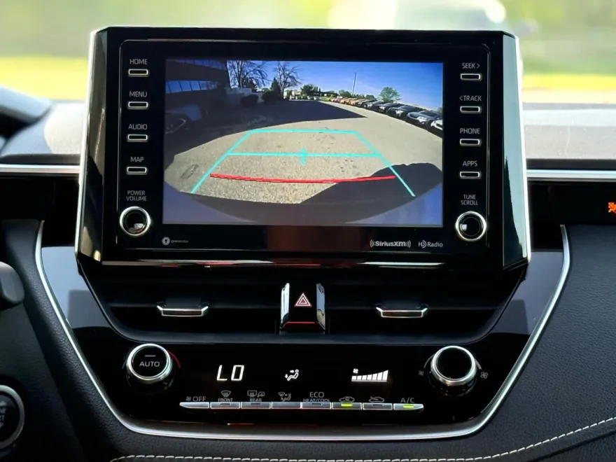 2019 Toyota Corolla SE photo 17