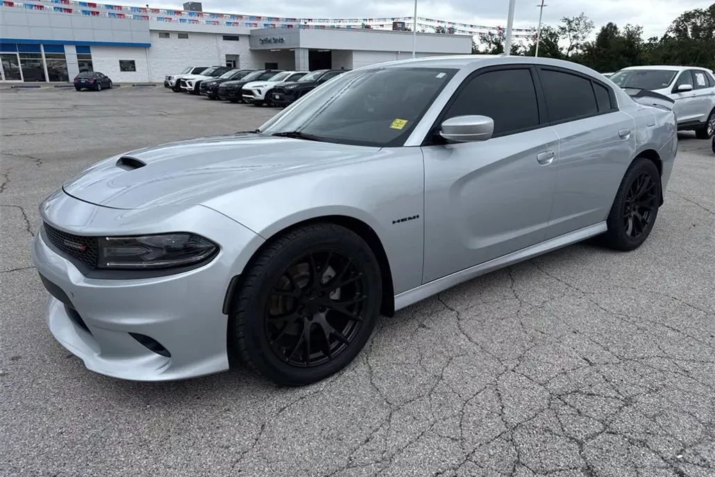 2021 Dodge Charger R/T photo 1