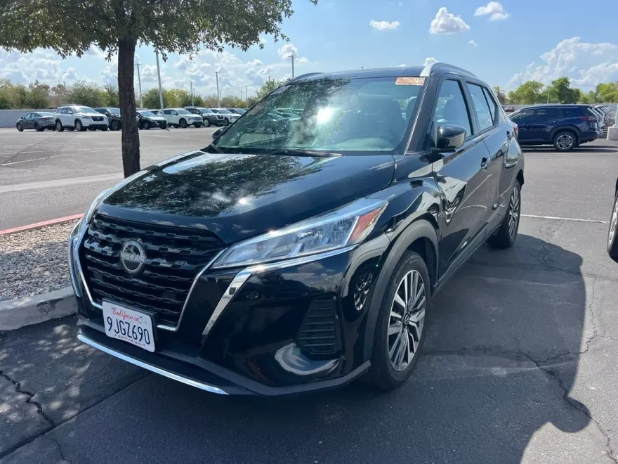 2024 Nissan Kicks SV photo 1