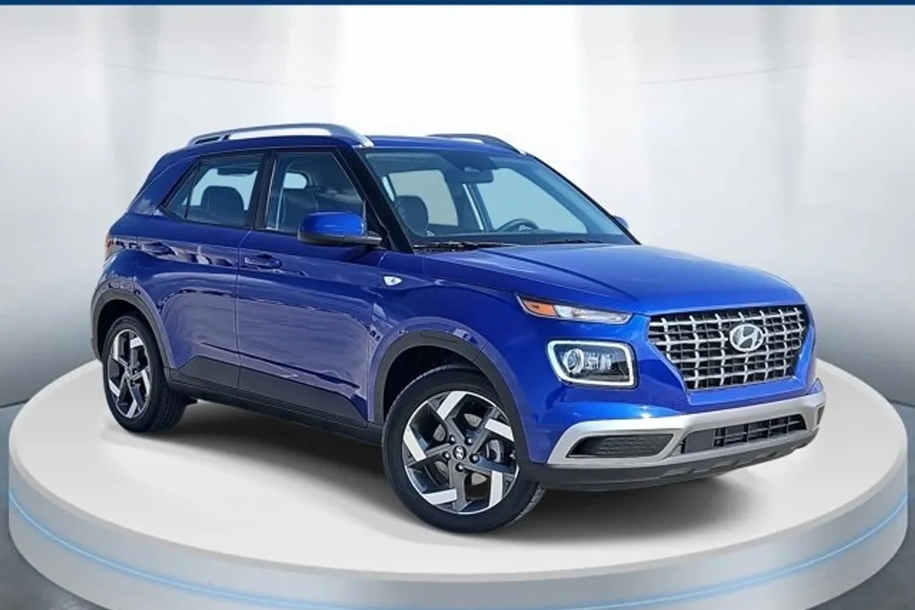 2025 Hyundai Venue Limited photo 1