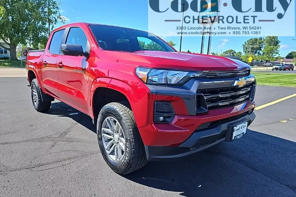 2023 Chevrolet Colorado LT photo 1