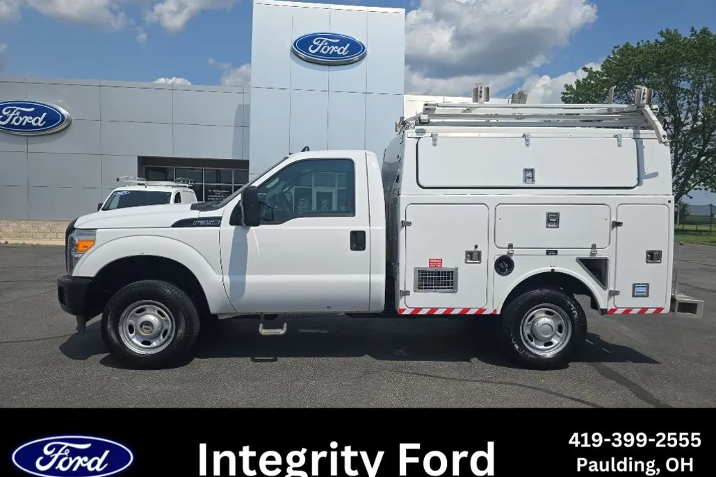 2013 Ford F-350 XL photo 1