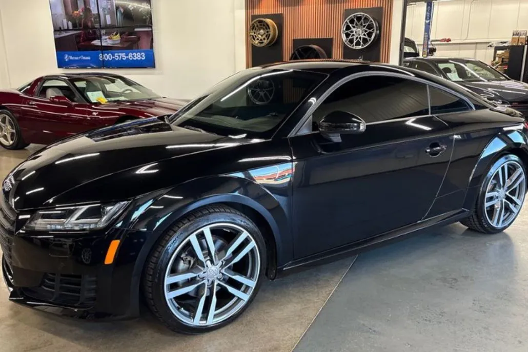 2017 Audi TT Coupe Quattro photo 1