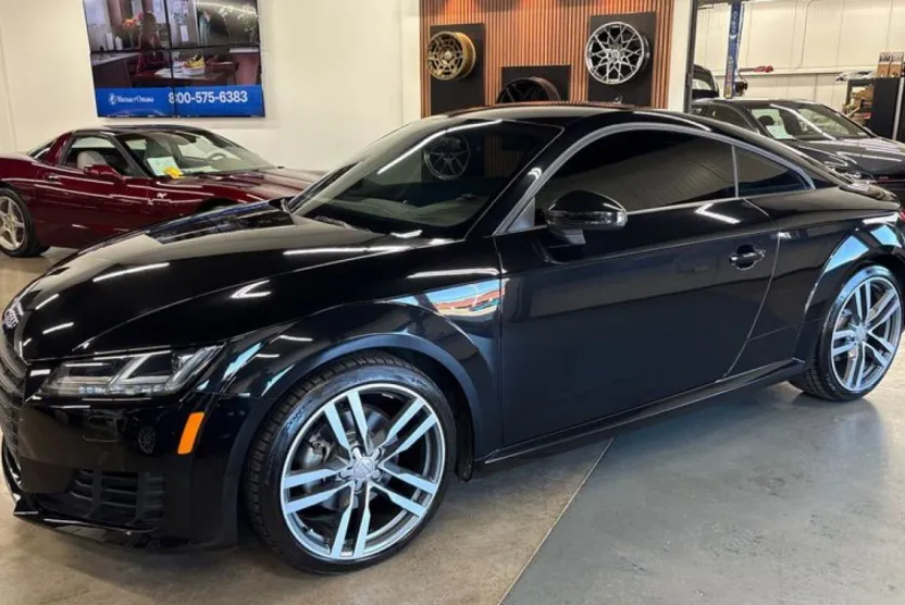 2017 Audi TT Coupe Quattro photo 1