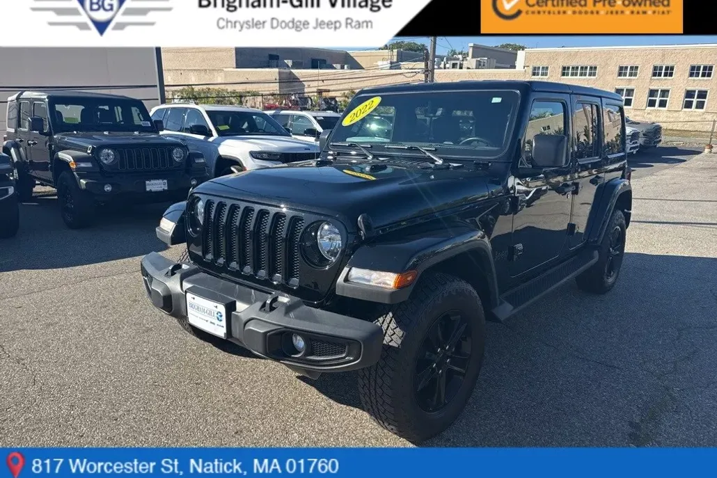 2022 Jeep Wrangler Unlimited Sahara Altitude photo 1
