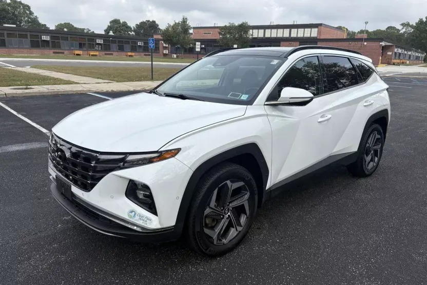 2022 Hyundai Tucson Plug-in Hybrid Limited photo 1
