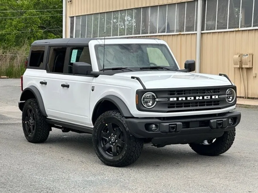2025 Ford Bronco Big Bend photo 1