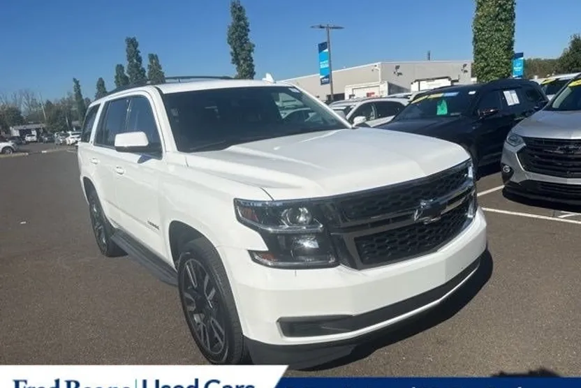 2019 Chevrolet Tahoe LT photo 1