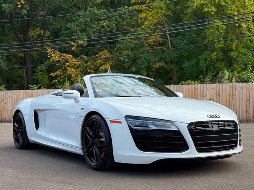 2015 Audi R8 Quattro Spyder V10 photo 1