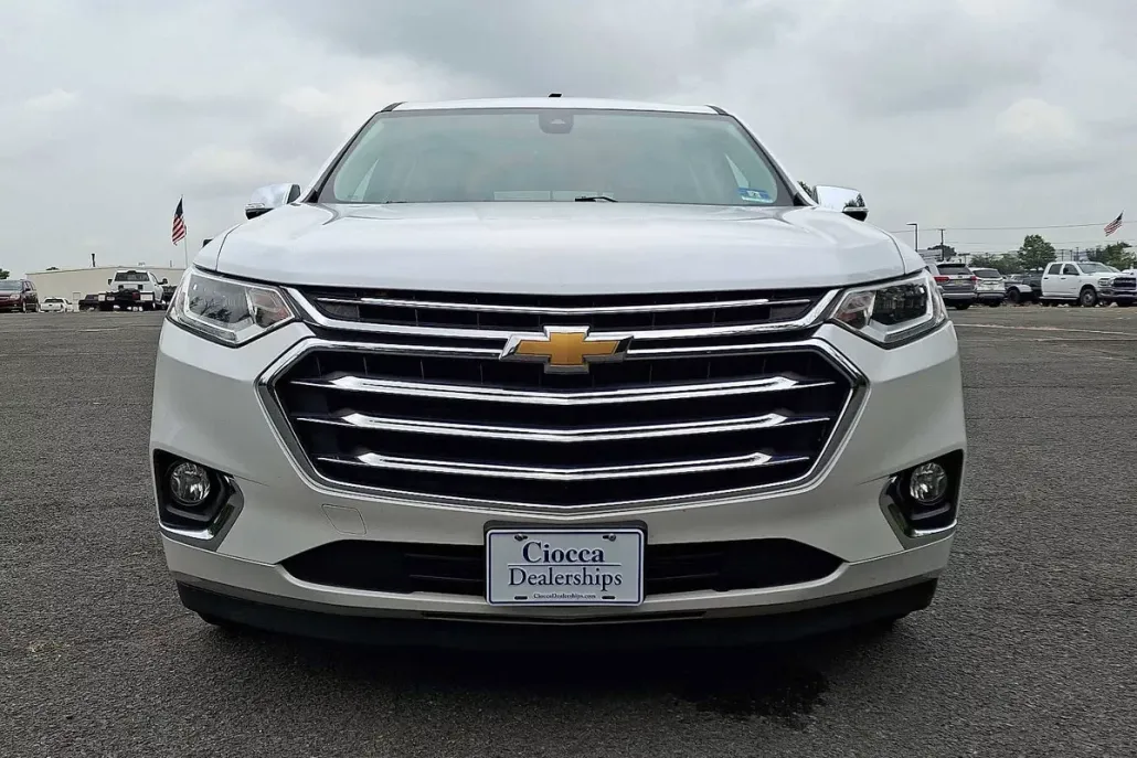 2018 Chevrolet Traverse High Country photo 1