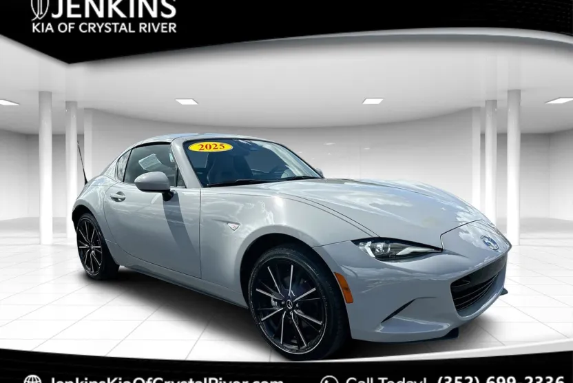 2025 Mazda MX-5 Miata Miata RF Grand Touring photo 1