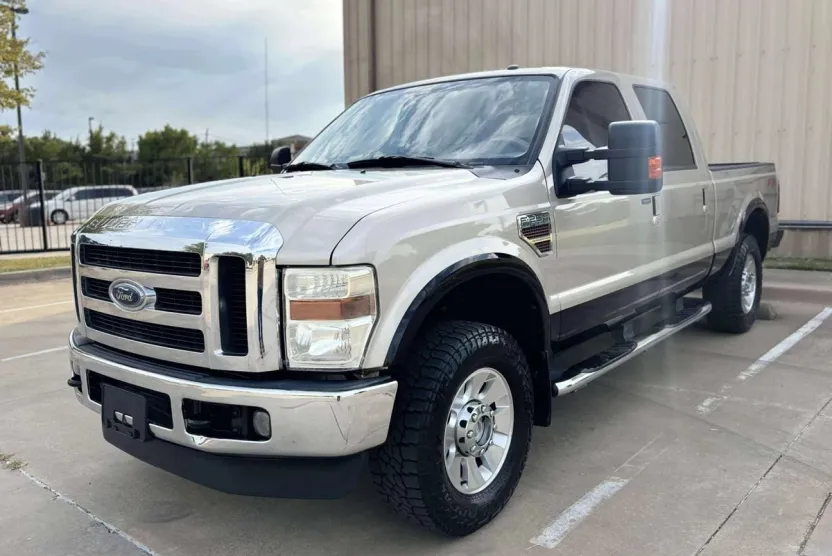 2010 Ford F-250 photo 1