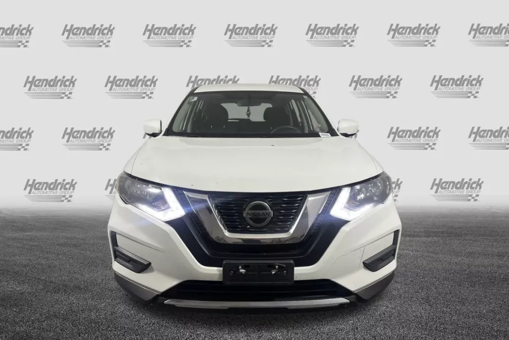 2018 Nissan Rogue S photo 1