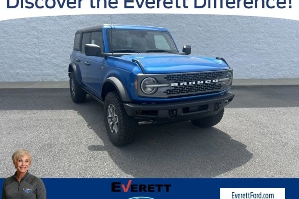 2025 Ford Bronco Badlands photo 1