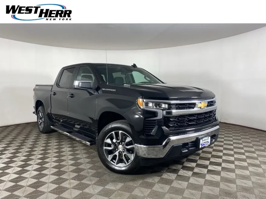 2025 Chevrolet Silverado 1500 LT photo 1