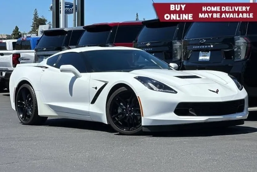 2016 Chevrolet Corvette Stingray 1LT photo 1