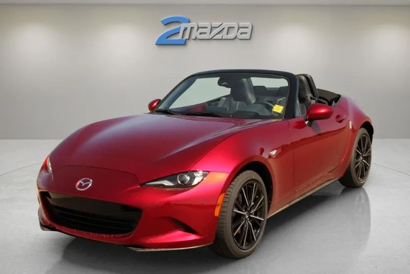 2025 Mazda MX-5 Miata Miata Grand Touring photo 1