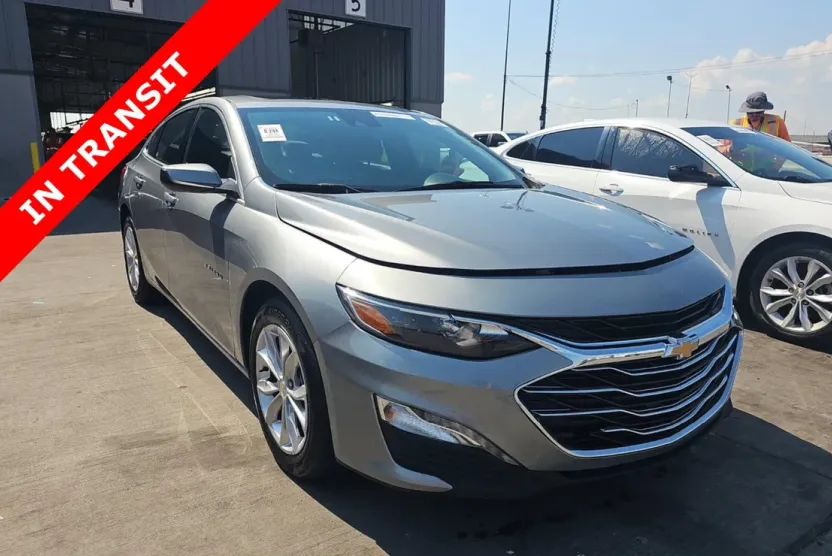 2024 Chevrolet Malibu 1LT photo 1