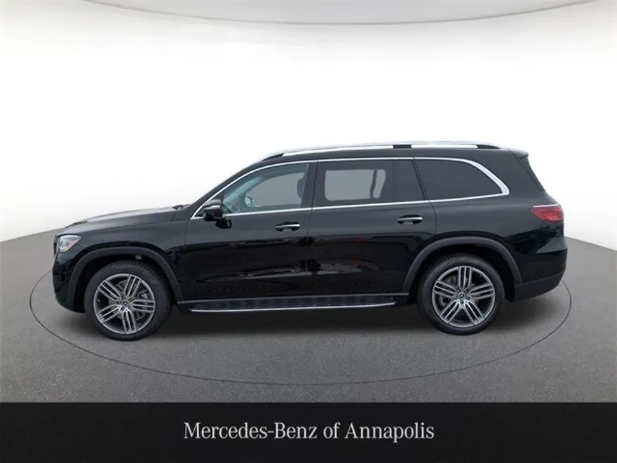 2026 Mercedes Benz GLS 450 4MATIC photo 1