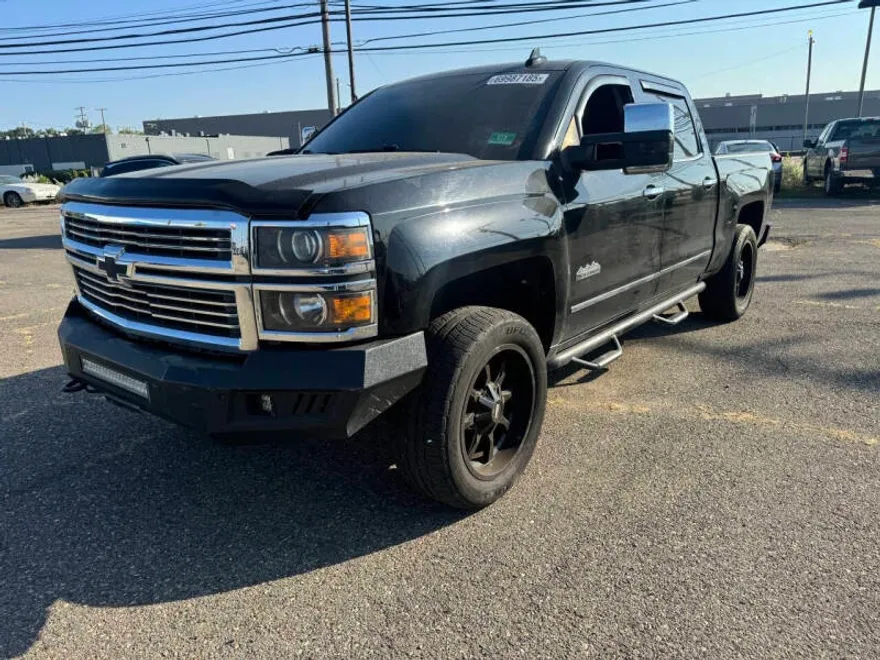 2015 Chevrolet Silverado 1500 High Country photo 1