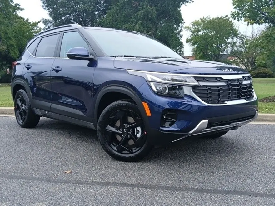 2026 Kia Seltos EX photo 1