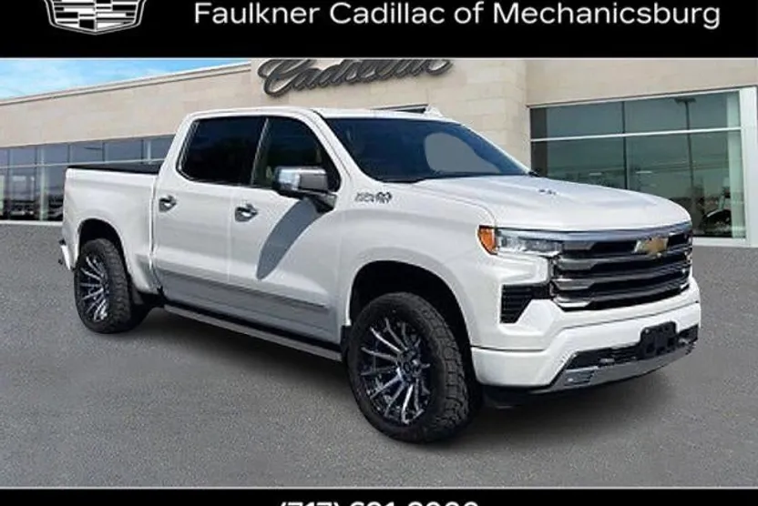 2024 Chevrolet Silverado 1500 High Country photo 1