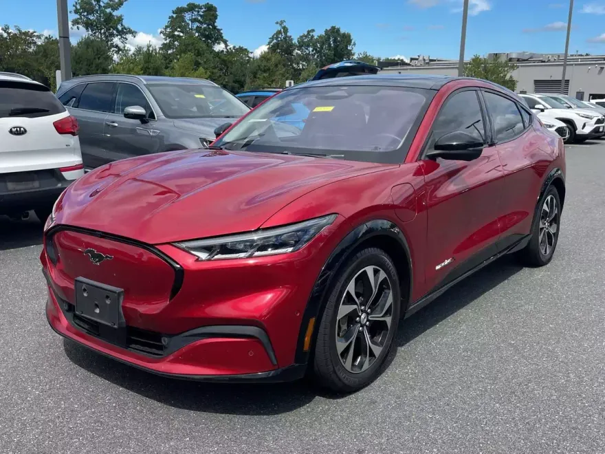 2021 Ford Mustang Mach-E Premium photo 1