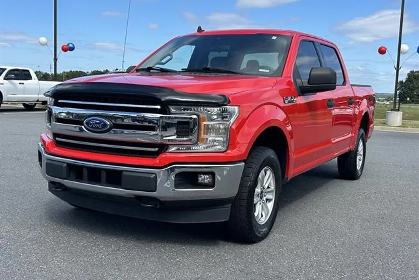 2019 Ford F-150 XLT photo 1