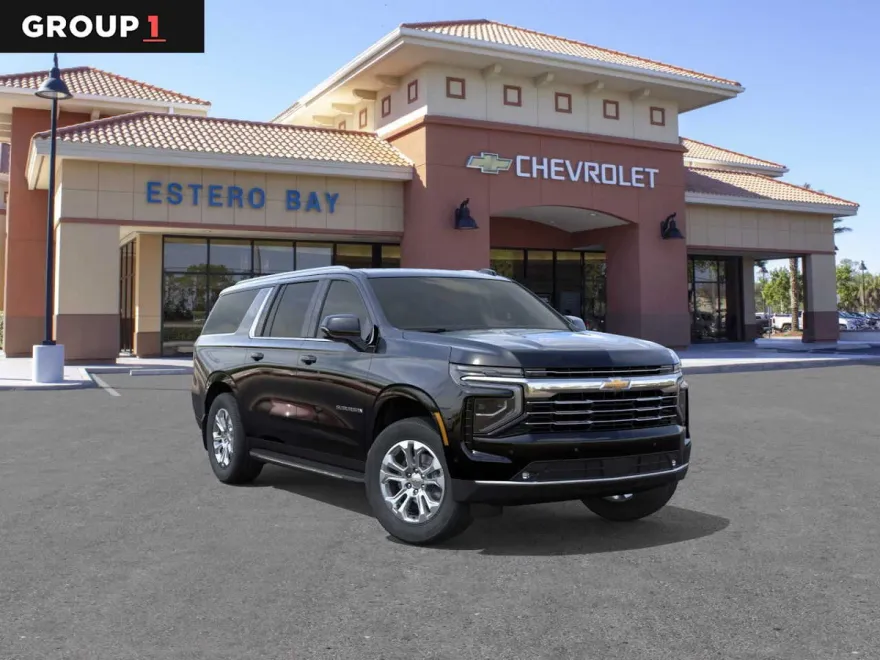 2025 Chevrolet Suburban LT photo 1