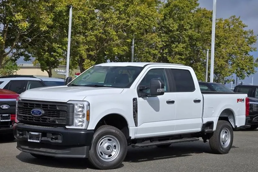 2025 Ford F-250 photo 1