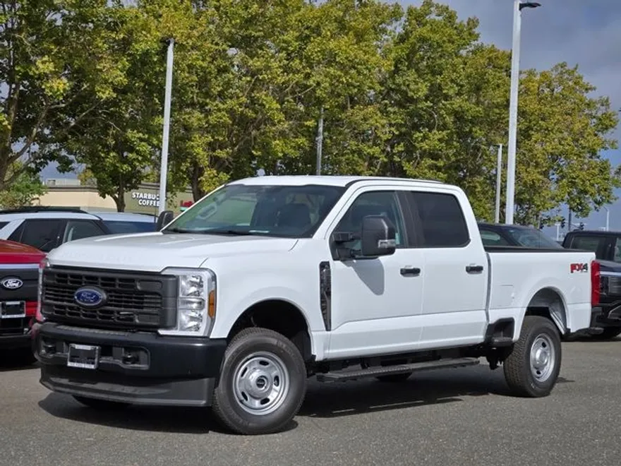 2025 Ford F-250 photo 1