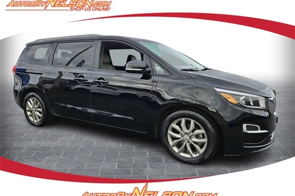 2021 Kia Sedona EX photo 1