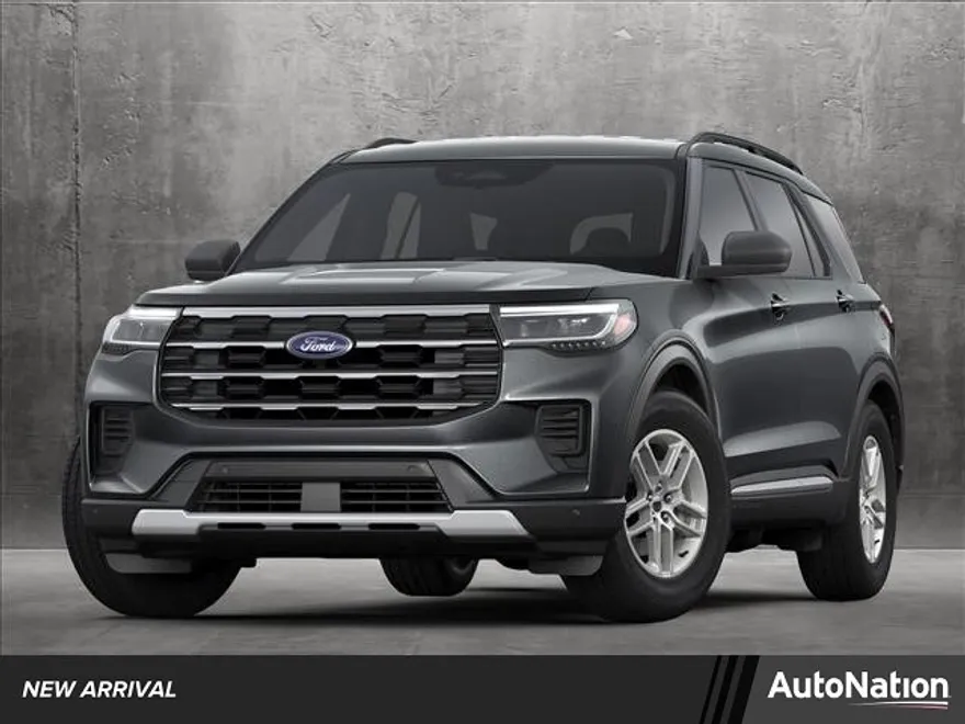 2025 Ford Explorer photo 1