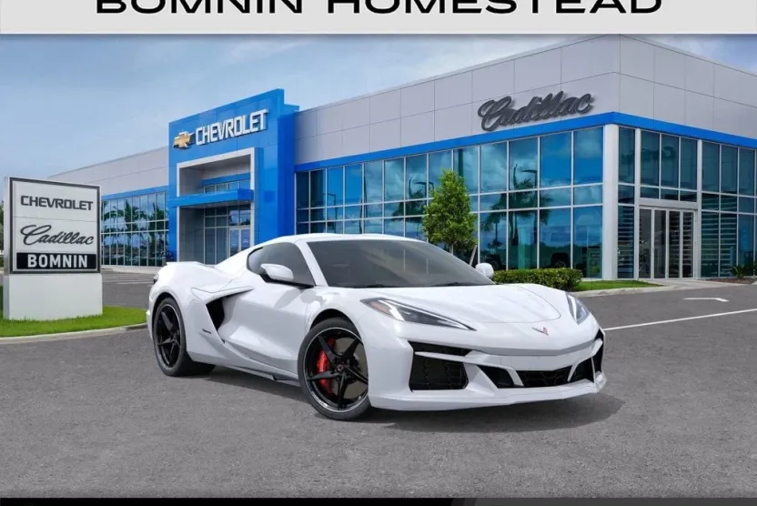 2025 Chevrolet Corvette E-Ray 1LZ photo 1